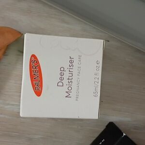 Palmers pregnancy face cream